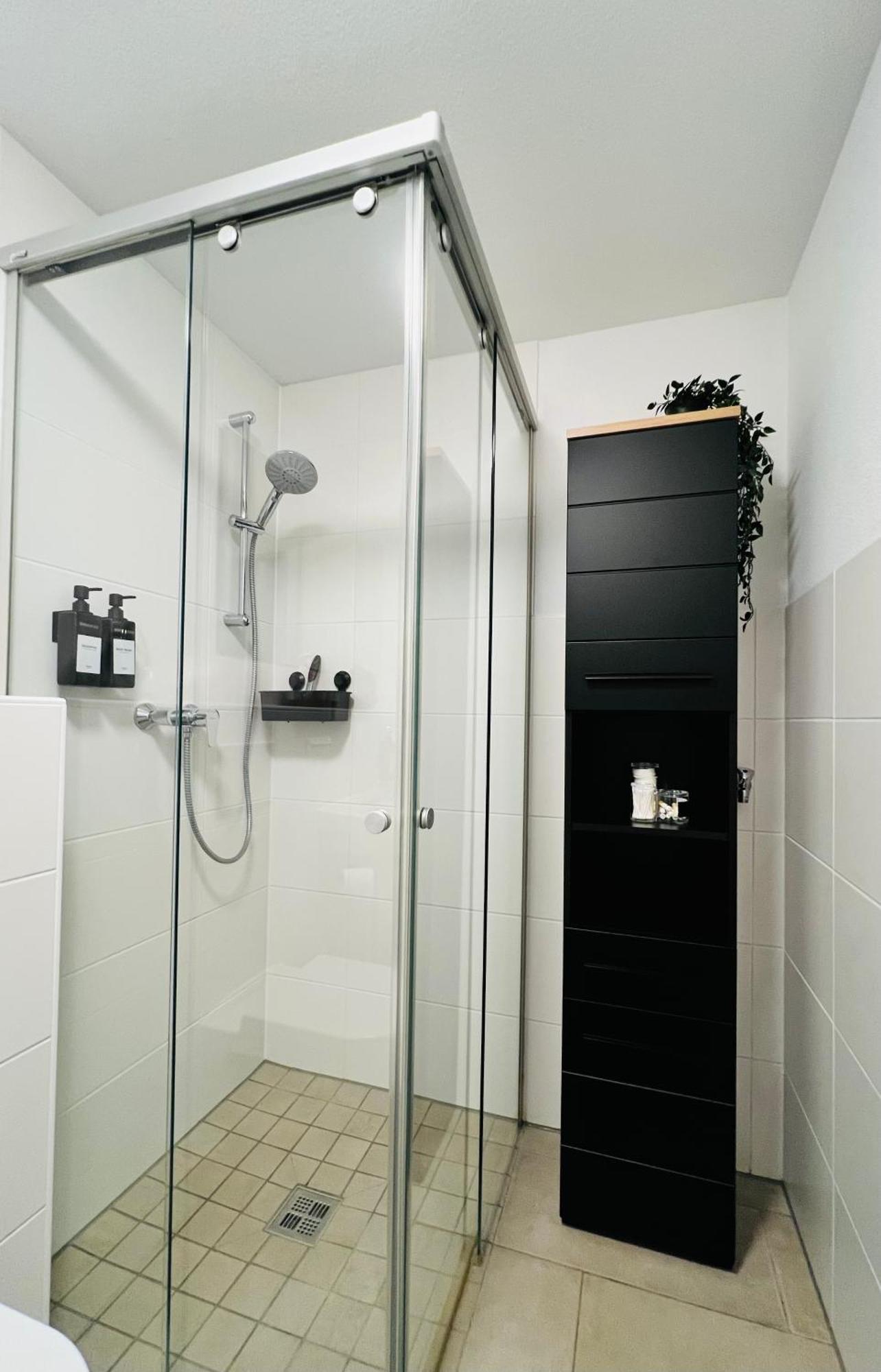 Moderne Wohnung Naehe Hbf-Lift-Tiefgarage-Contactless Check-In Hannover Exterior photo